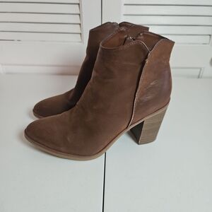 MIA Faux Leather Boho Chunky Heel Brown Ankle Boots 7.5 Booties